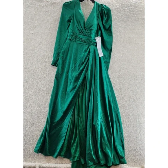 Mac Duggal Vネックティアードガウン Mac Duggal | Dresses | Mac Duggal Faux Wrap Gown Womens 6